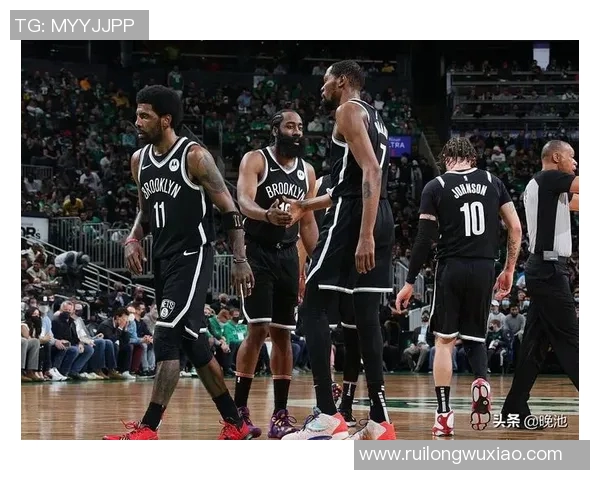 10月12日湖人对阵篮网中国赛精彩直播全程回顾与分析 10月12日湖人对阵篮网中国赛精彩直播全程回顾与分析